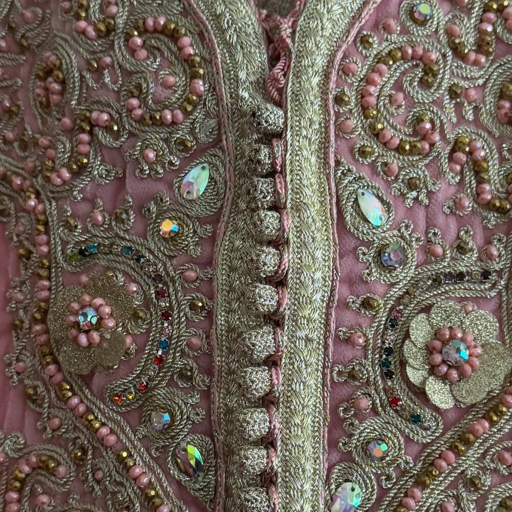 VELVET ROSE AND GOLD KAFTAN - Picture 5 of 5